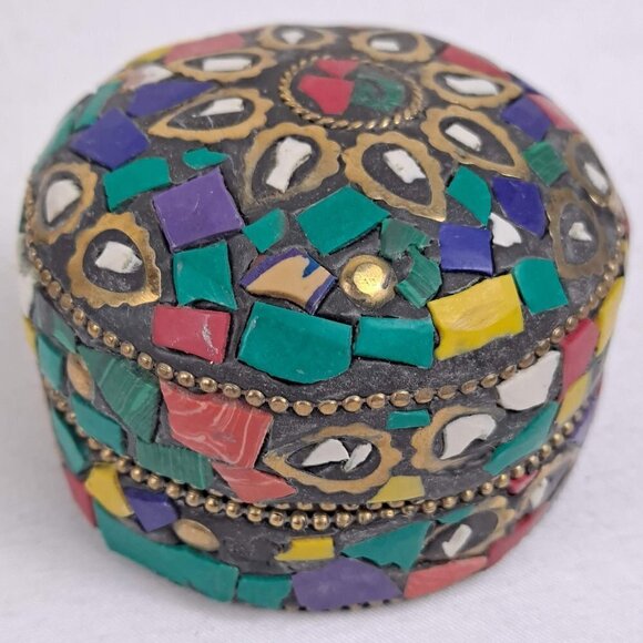 Set of 2  Round Trinket Boxes Multicolor Stone Covered Removable Lids Handmade - Picture 3 of 10